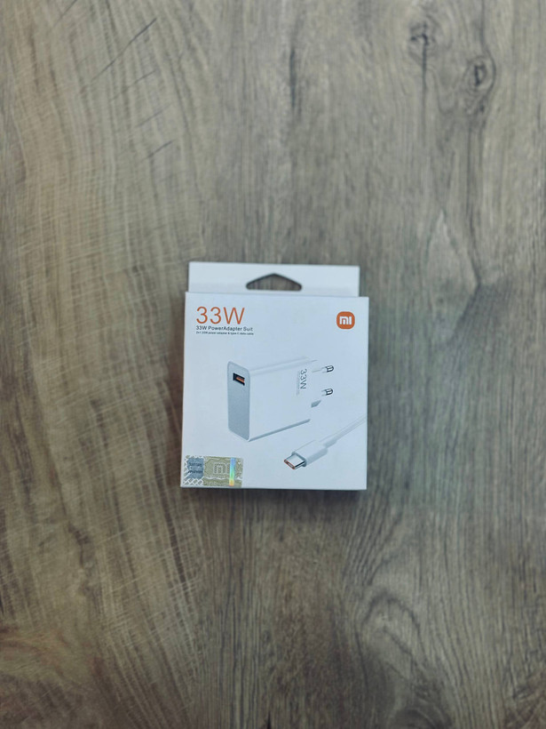 آداپتور ۳۳ وات شیائومی همراه با کابل شارژ (Xiaomi 33W Charger)
