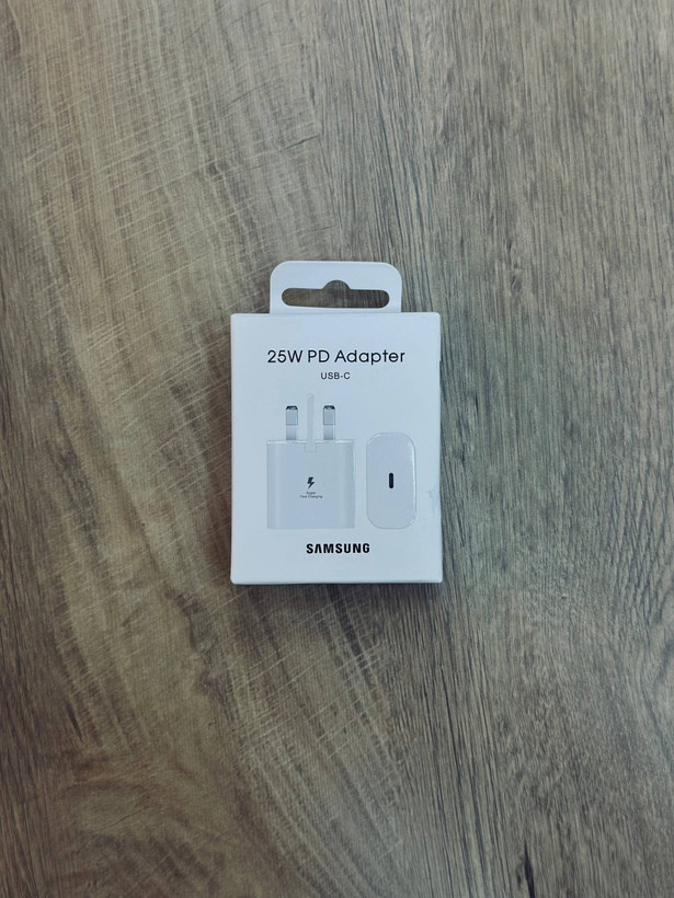 آداپتور شارژ سریع سامسونگ 25 وات اصل - (Samsung 25W Adapter) – NFC ساپورت - رنگ مشکی و سفید
